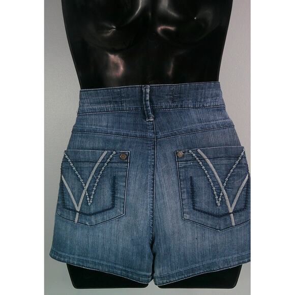 Tyte Jean Shorts - Juniors Size 9 - Button Detail - Picture 5 of 7